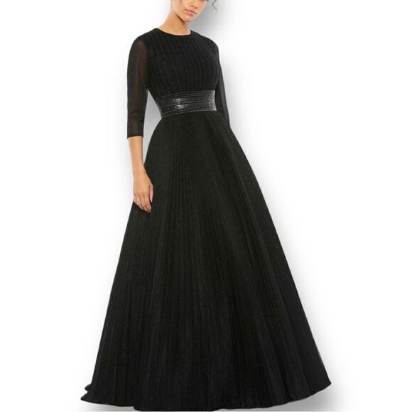 MAC DUGGAL Ieena by Mac Duggal Women’s Shimmering Pleated A-Line 3/4 Sleeve Gown - Picture 2 of 12